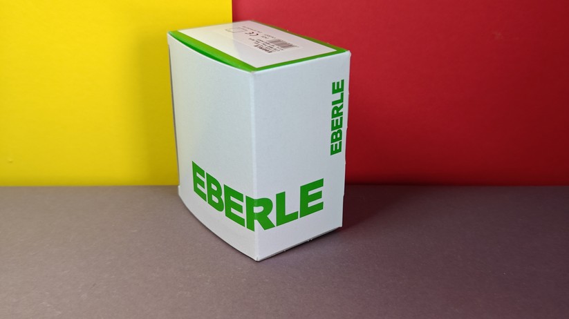 Eberle UTE-3500: Smartes Thermostat für wassergeführte Fußbodenheizungen. Dank Matter-Unterstützung kann es von vielen Smart-Home-Zentralen gesteuert werden.