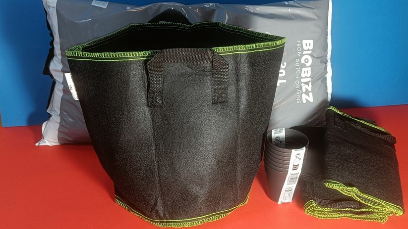 Pflanzsäcke lassen mehr Sauerstoff an die Wurzeln.