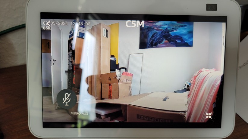 Foscam C5M 3K: Der Livestream auf dem Echo Show erscheint zügig und ohne zeitlichen Versatz.