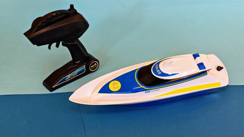Revell Control RC Boat Police mit Fernsteuerung