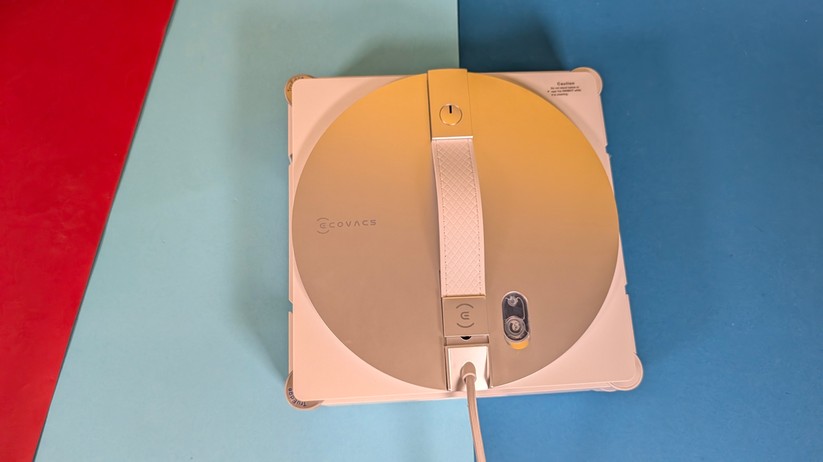 Ecovacs Winbot W3 Omni – Bilderstrecke