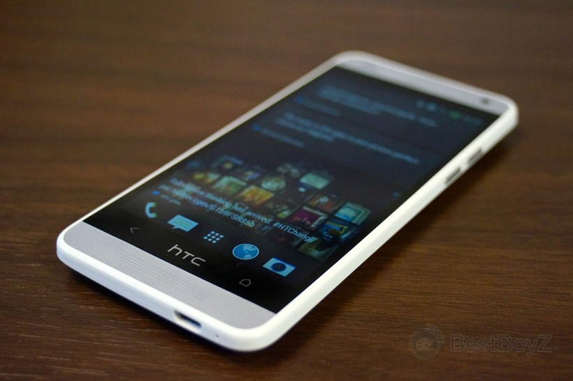 HTC One mini