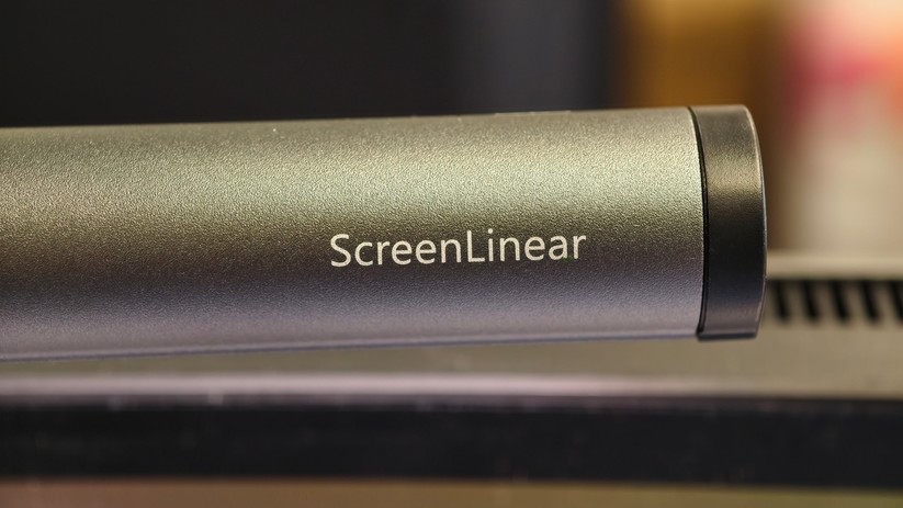 Quntis Screenbar mit Backlight und Remote Bilder