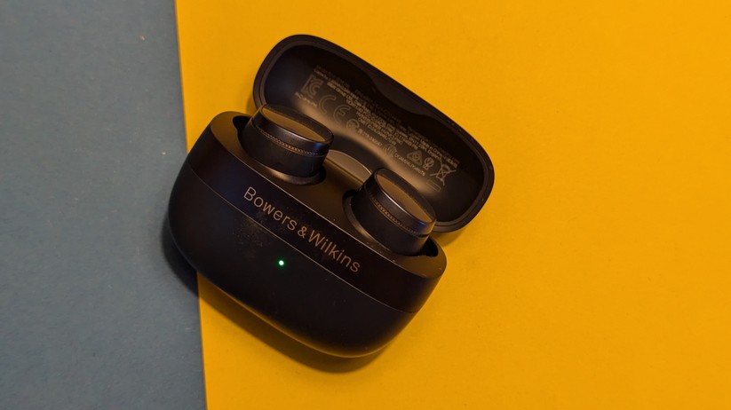 Bowers & Wilkins Pi8