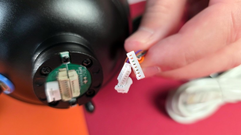 Instar IN-9820 4K: 4K-Auflösung, motorisches Schwenken und Neigen, optischen 5-fach-Zoom, lokale Speicherung, Weboberfläche und breite Smart-Home-Anbindung 