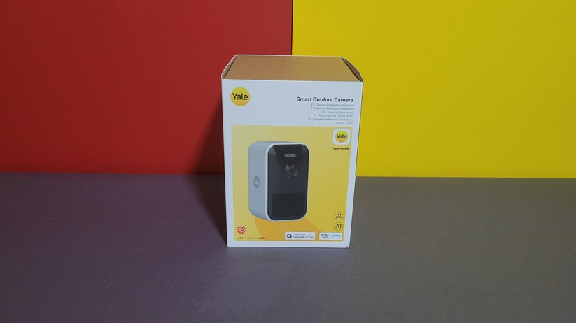 Yale Smart Outdoor Camera: Überwachungskamera mit Full-HD für außen, mit Akku & WLAN