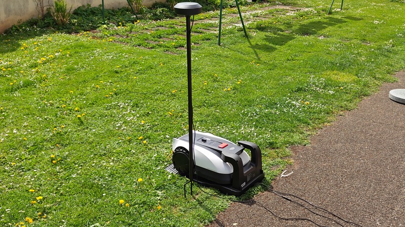 Mähroboter Ecovacs Goat O800 RTK