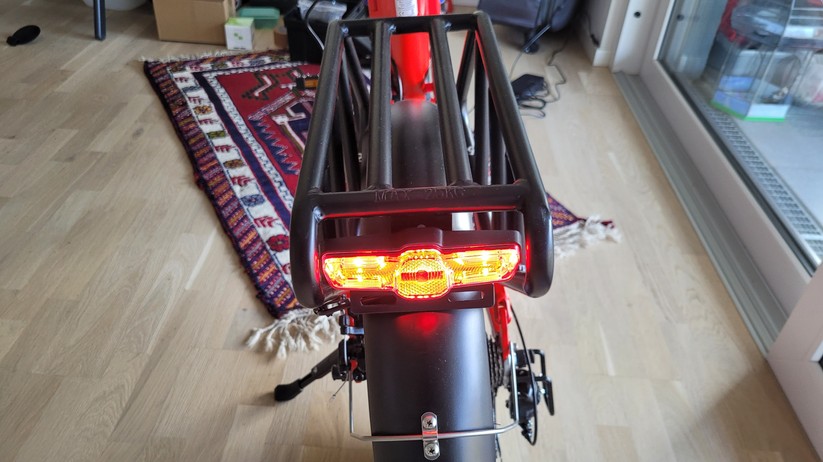  Faltbares E-Fatbike mit Doppelfederung und ergonomischer Sitzposition