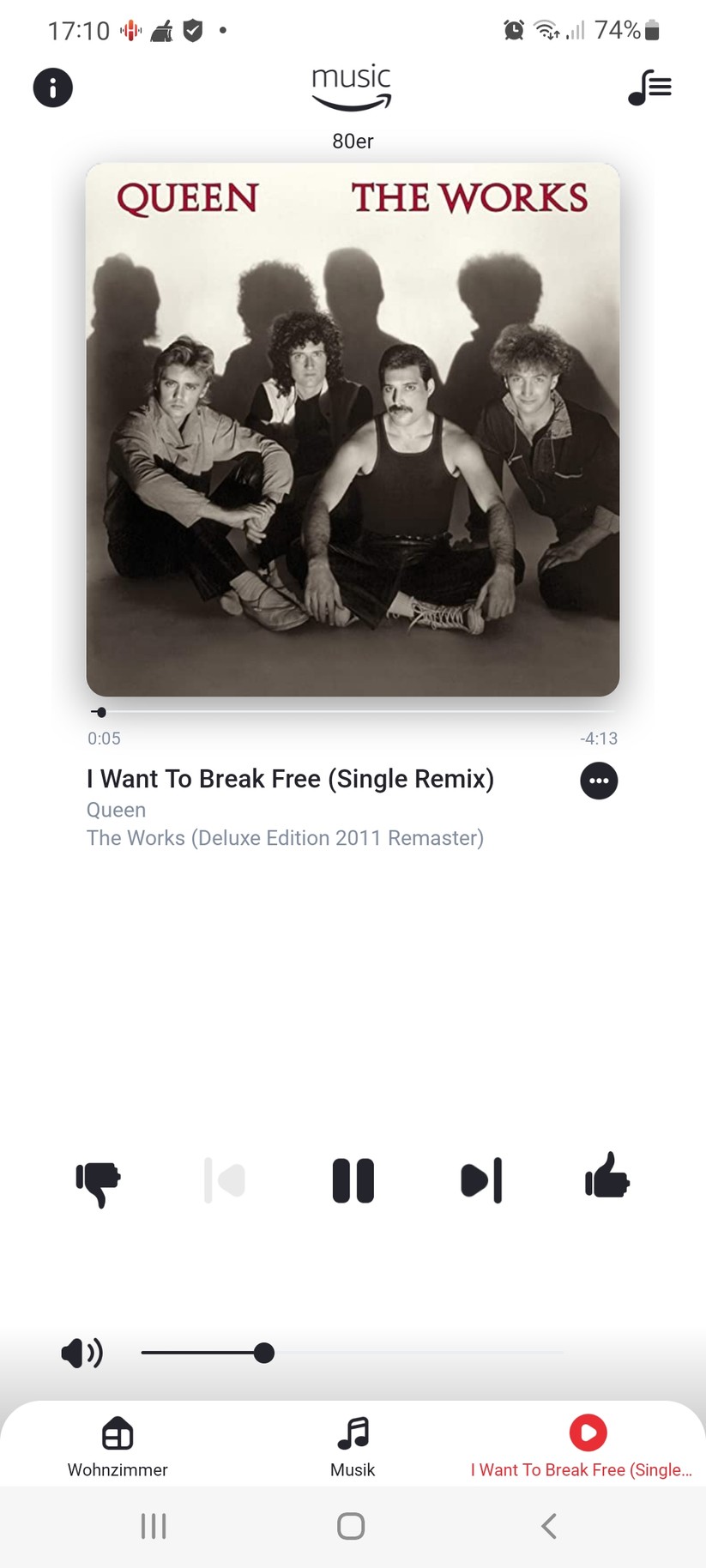 Denon Home Sound Bar 550: Songs lassen sich per App direkt auf dem Lautsprecher abspielen, pausieren und in der Lautstärke verändern.