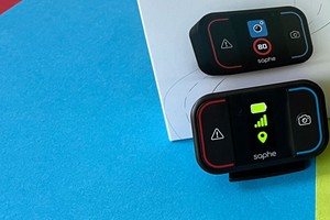 Saphe Drive Mini im Test: Kompakter Blitzerwarner mit Farbdisplay und Akku
