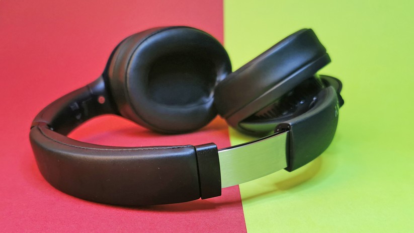 Sony WH-XB900N