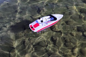  Leichtes RC-Boot für Einsteiger