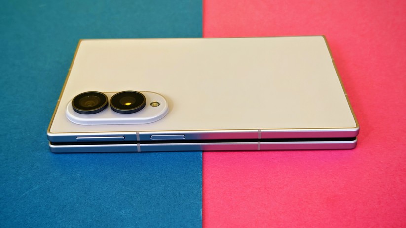 Samsung Galaxy Z Fold 8