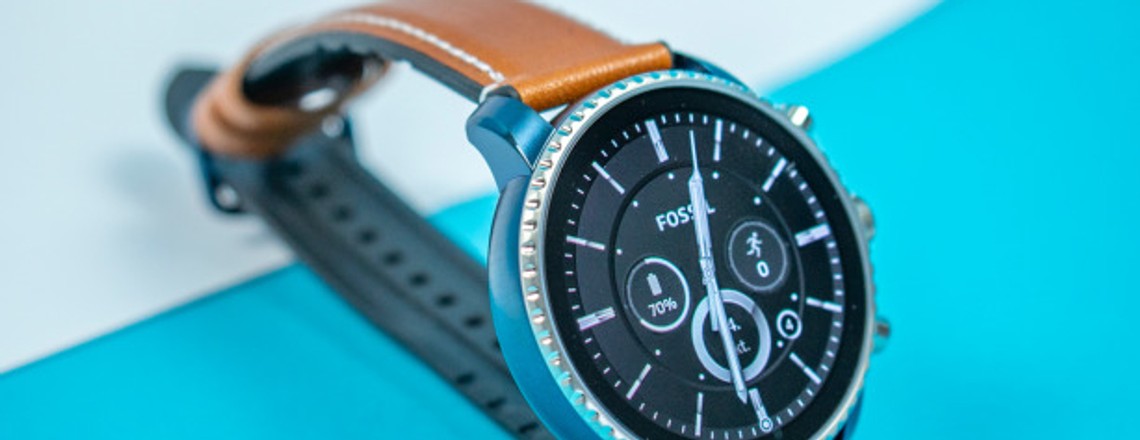 Fossil Q Explorist HR im Test: top Design, flop Akku