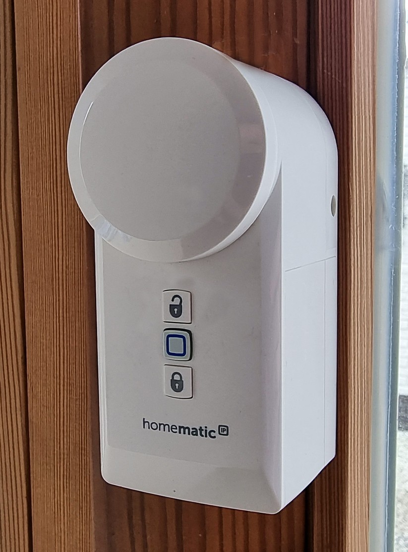 Dem Homematic IP Türschlossantrieb fehlt eine Auto-Unlock-Funktion, für Nutzer von Homematic IP ist das Schloss aber ohnehin fast konkurrenzlos