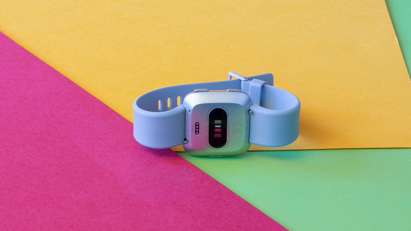 Die Sensoren zur Pulsmessung sind auf der Unterseite. 