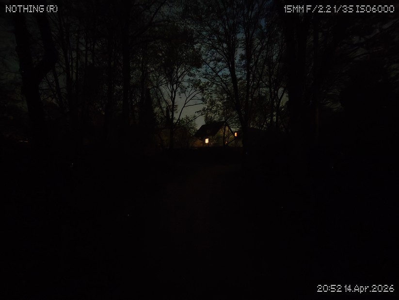 Nothing Phone 4a Pro: Weitwinkelkamera bei Nacht