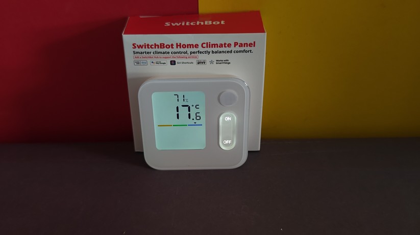 Das Home Climate Panel erlaubt die Steuerung von mehreren Thermostaten, zeigt Temperatur und Luftfeuchte an und warnt ggf. bei nicht optimalem Raumklima.