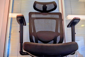 Bürostuhl Sharkoon Officepal C10 im Test