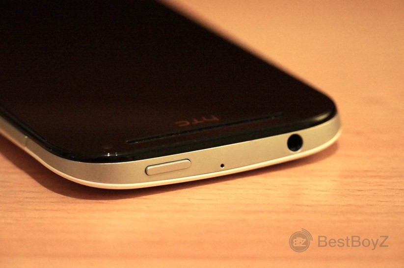 HTC One SV von der Kopfseite