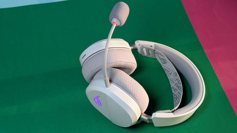 Asus ROG Pelta - Bilder