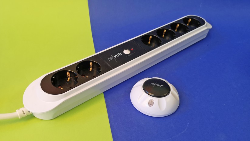 Steckdosenleisten und Adapter: Diese Leiste hat einen kabellosen Ein-Ausschalter.
