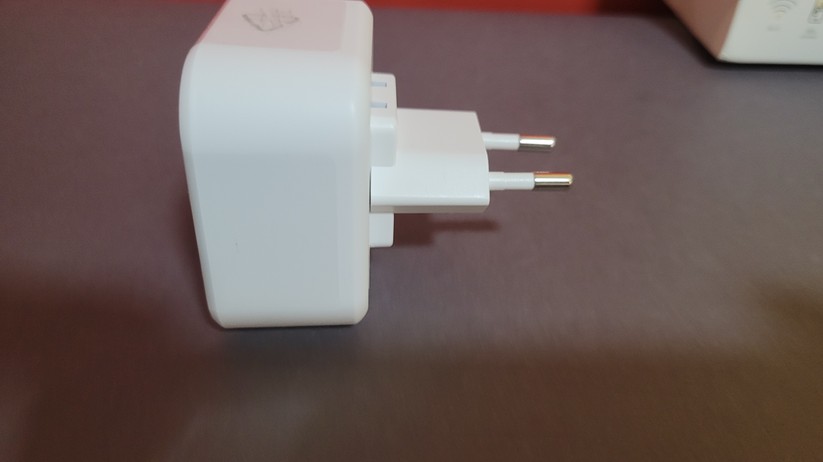  Wer keinen Thread-Border-Router wie Apple TV 4K oder Homey Pro oim Einsatz hat, benötigt zum Betrieb die Tado-Bridge.