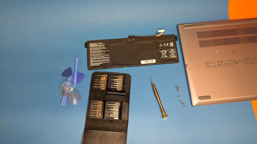 Laptop-Akku tauschen – Bilderstrecke