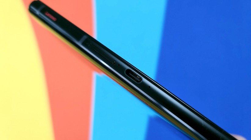 Lenovo Legion Phone Duel