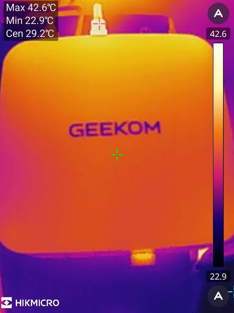 Geekom A7 Max – Wärmeverteilung am Gehäuse