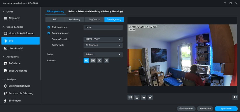 Synology CC400W: Die KI-Überwachungskamera bietet zahlreiche Einstellungsmöglichkeiten. Dazu zählen neben der typischen Erkennung von Personen und Fahrzeugen auch die Möglichkeit, diese zählen zu lassen. Die Bildqualität tagsüber geht in Ordnung. Dank HDR bietet sie ein ausgewogenes Bild. Bilder bei Dunkelheit sind aber nur mittelnäßig.