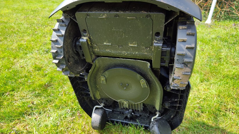 Ecovacs Goat G1