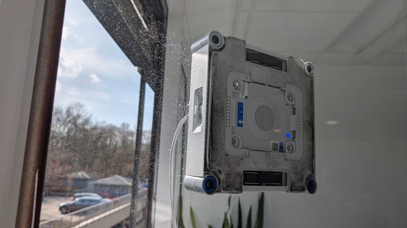 Ecovacs Winbot W3 Omni – Reinigung