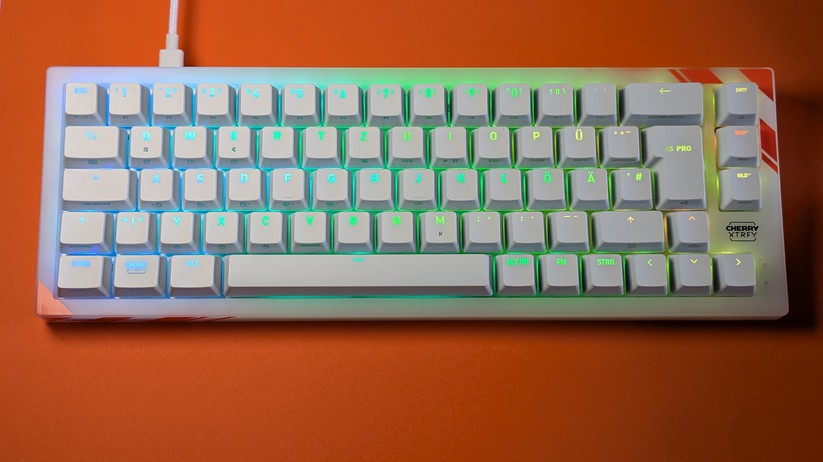 Cherry Xtrfy K5 Pro TMR Compact - Bilder