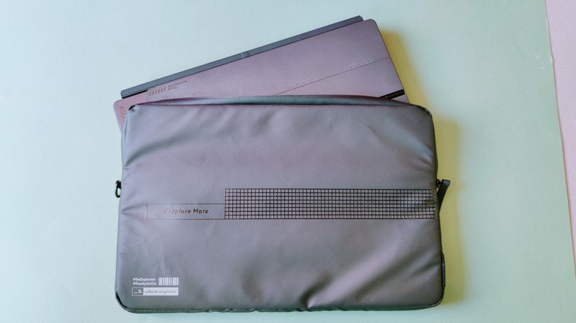 ASUS Vivobook 13 Slate OLED