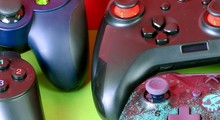 Bestenliste: Gamepads für PC und Retro-Konsole