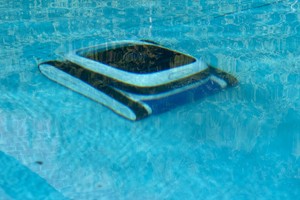 Ecovacs Ultramarine P1 im Test: Poolroboter mit guter Reinigung unter 500 Euro