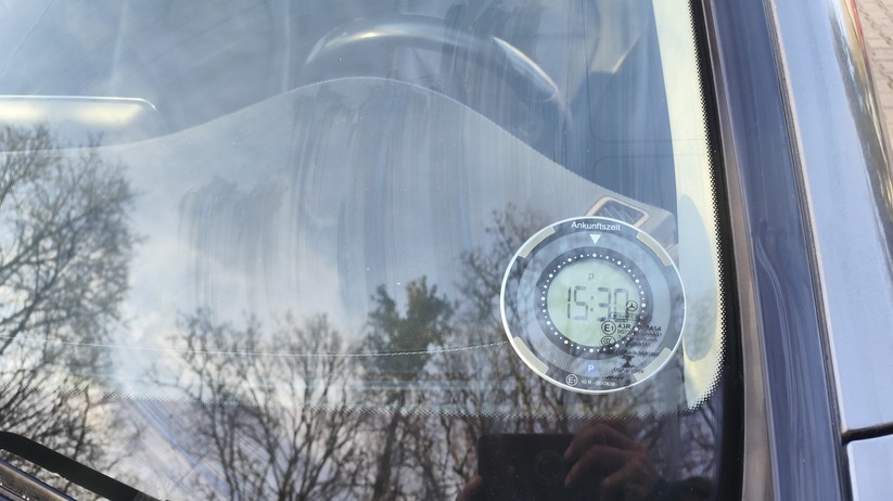 Wiltec Elektronische Parkscheibe mit Solarpanel V2