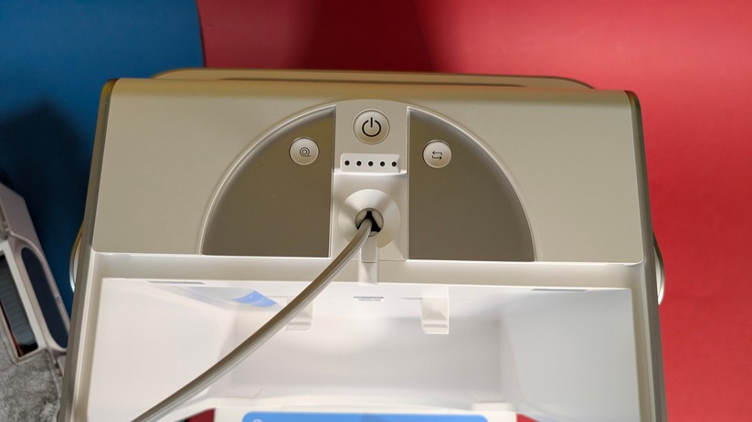 Ecovacs Winbot W2 Pro Omni – Bilderstrecke