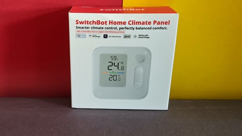 Das Home Climate Panel erlaubt die Steuerung von mehreren Thermostaten, zeigt Temperatur und Luftfeuchte an und warnt ggf. bei nicht optimalem Raumklima.