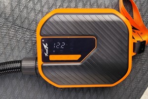 Towertop SUP-Pumpe im Test: starke Luftpumpe für Kajak, SUP und Mountainbike