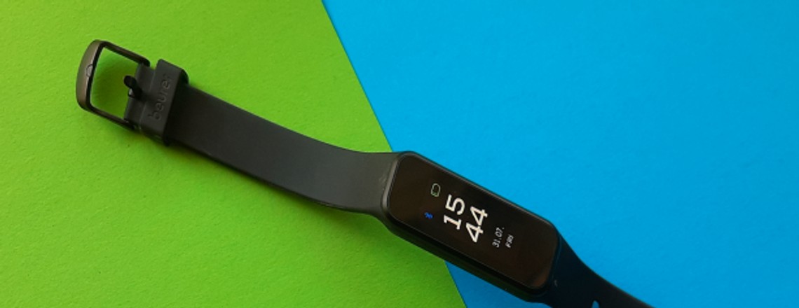 Beurer AS 99: Günstiger Fitness-Tracker im Test