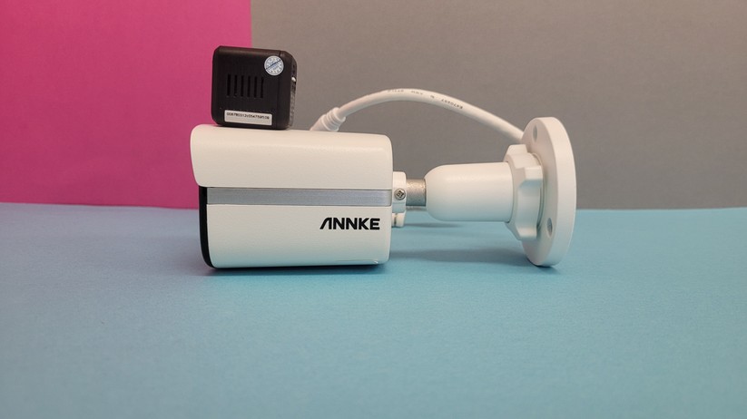 Somikon DV-715 Cube (ZX-5282): Größenvergleich mit Annke NC400