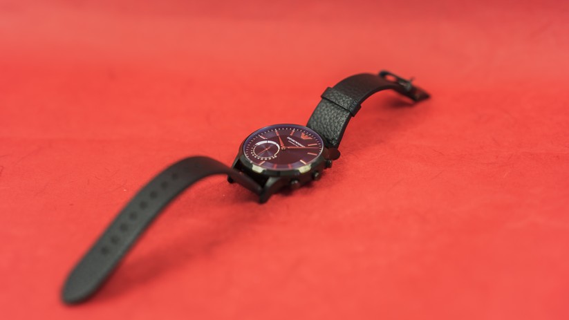 Eine wirklich schöne Hybrid-Smartwatch – von einer analogen Uhr nicht zu unterscheiden.