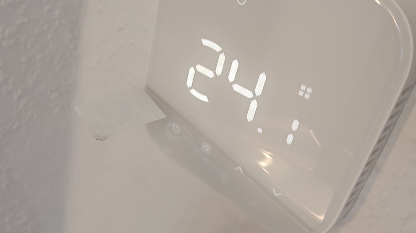 Meross MTS215B: WLAN-Thermostat für wassergeführte Fußbodenheizungen mit Matter-Unterstützung