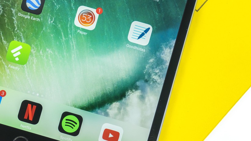 Das Display hat nun eine Diagonale von 10,5 Zoll und stellt 3,7 Megapixel dar.