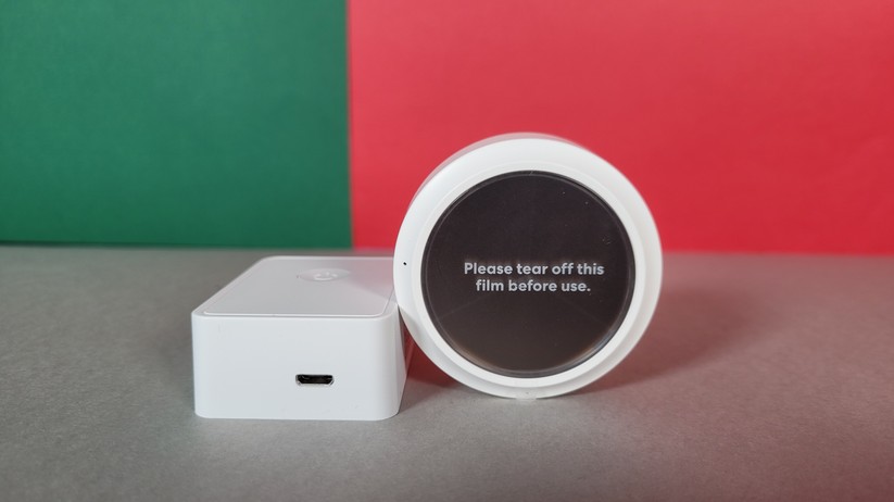 Der Meross MS100FH ist ein Temperatur- und Luftfeuchtesensor mit integriertem Solarpanel. Er ist kompatibel zu Homekit und Smartthings und kann auch in Smart-Home-Zentralen wie Home Assistant integriert werden.