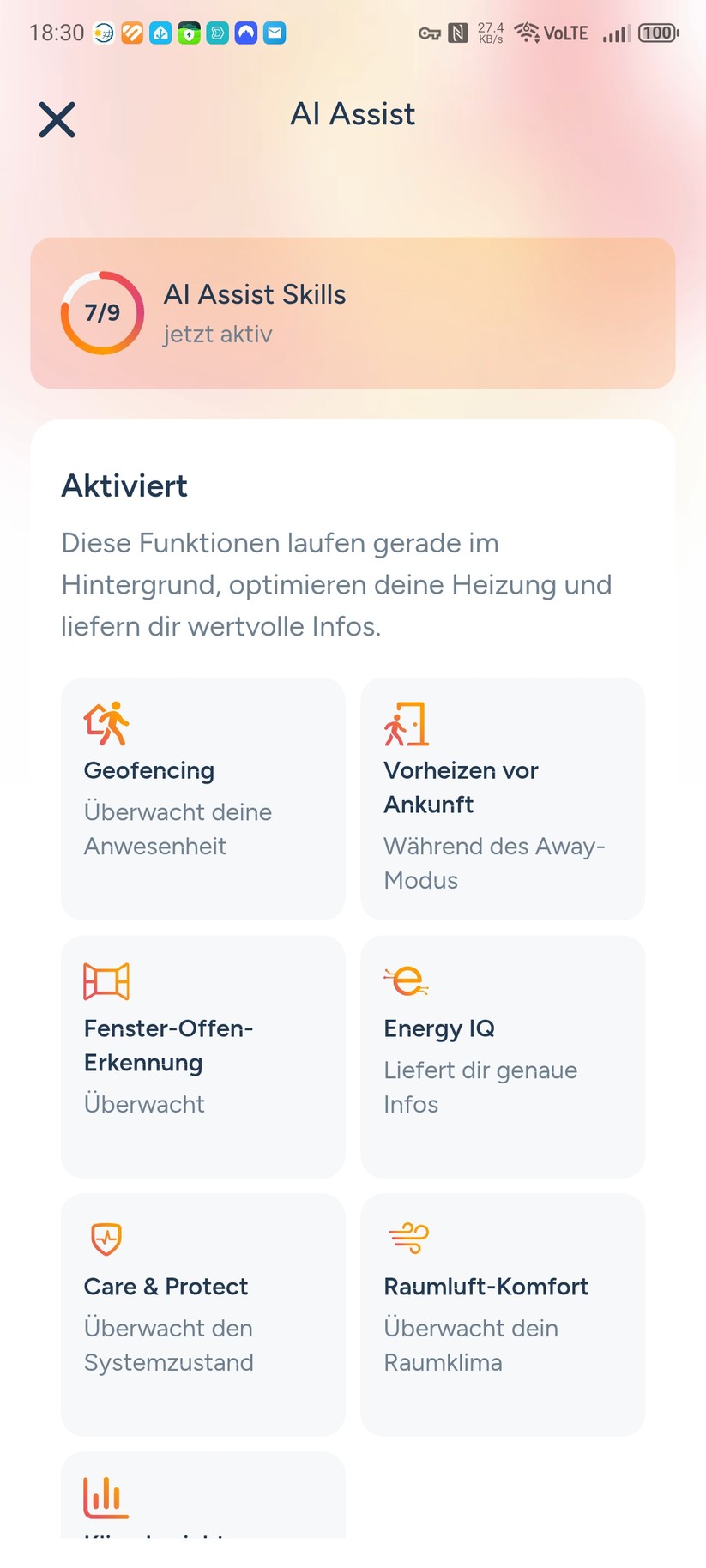 Die Tado-App erleichtert nicht nur die Inbetriebnahme mit zahlreichen Grafiken, sondern bietet auch eine einfache Bedienung, inklusive Erstellung von Heizplänen und liefert zudem detaillierte Informationen zum Heizbetrieb. Der volle Funktionsumfang steht allerdings nur mit einem kostenpflichtigen Abo zur Verfügung. Dafür muss man entweder 4 Euro monatlich oder 30 Euro jährlich bezahlen.