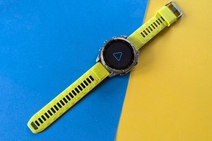 Garmin Fenix 8 Solar mit MIP-Display im Test