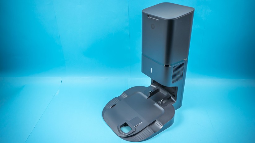 iRobot Clean Base für automatische Entleerung